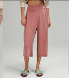 Wide-Leg HR  Crop 19" NEW