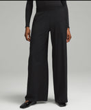 Swift Wide-Leg Mid-Rise Pant