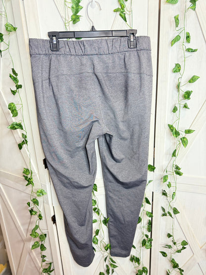 Lululemon On The Fly Pant *28" * SIZE 10