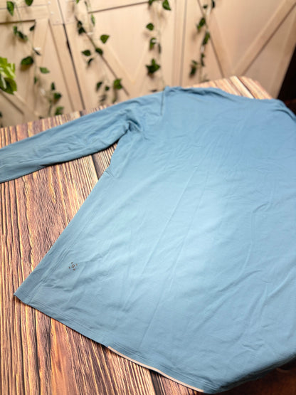 Men’s lululemon long sleeve *SIZE XL