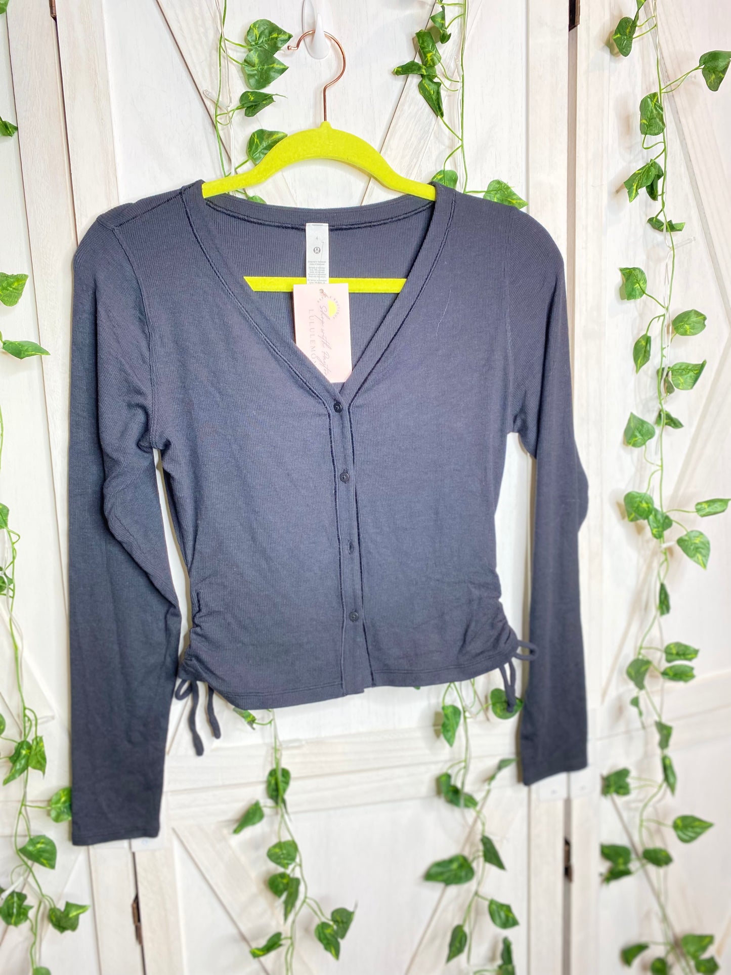 Side-cinch ribbed cardigan*SIZE  4🍋