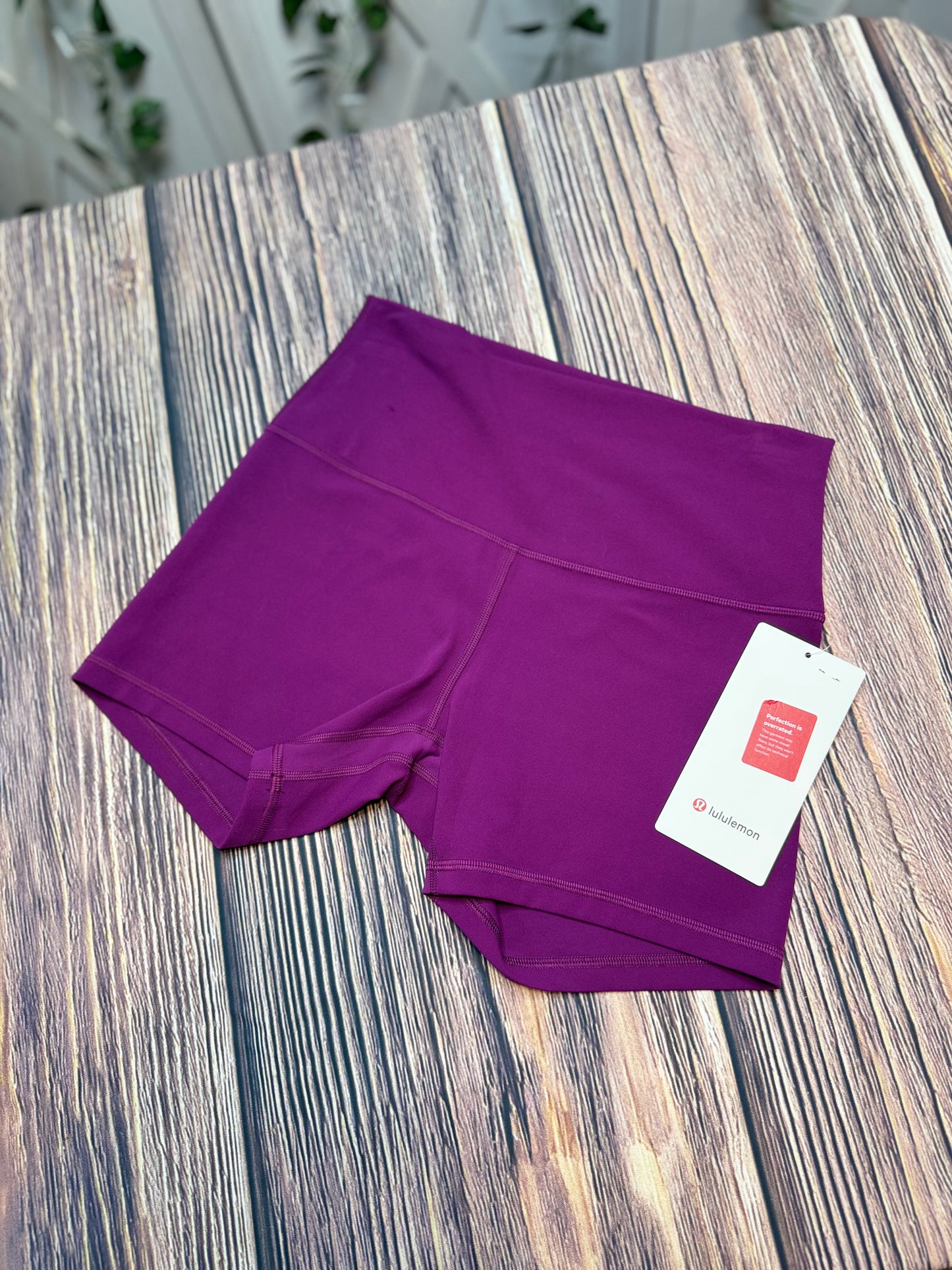 Align HR Short 4” *Size 8