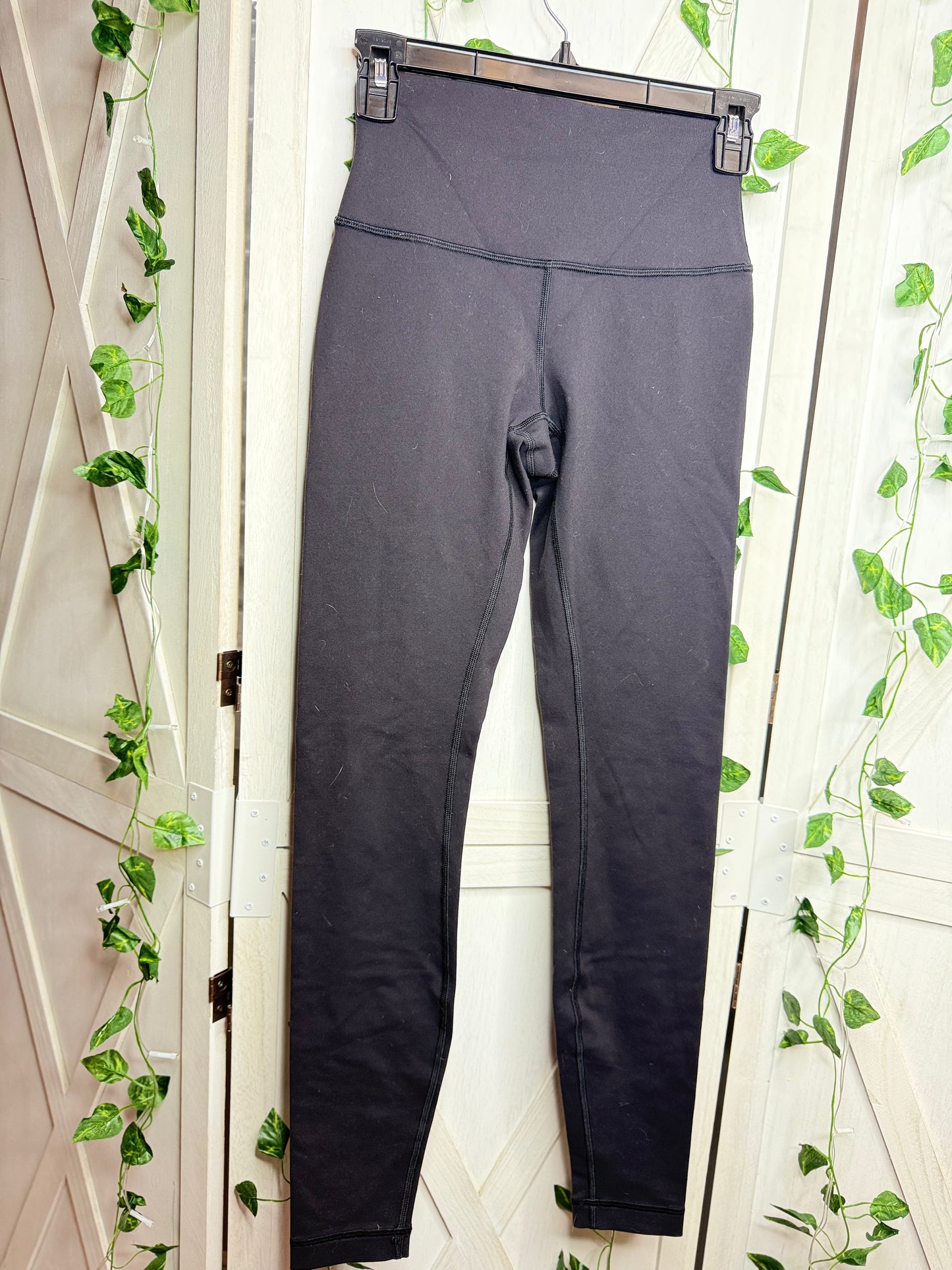 Wunder Under Hi-Rise Tight 28" SIZE 4