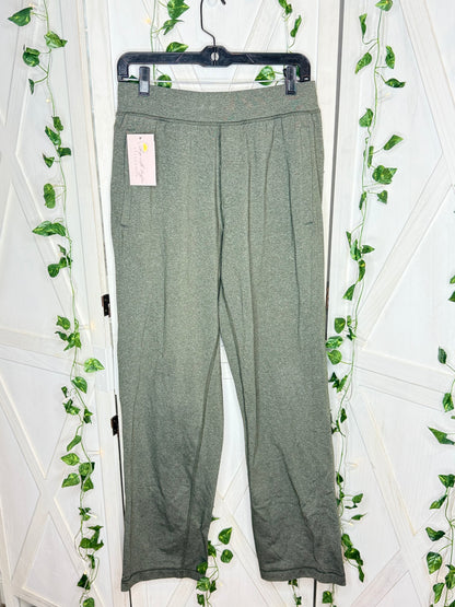 Men’s lululemon sweats 33” SIZE M
