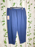 Tapered-Leg Pant *NEW *SIZE L🍋