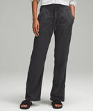 Dance Studio Mid-Rise Pant *Regular *SIZE 6•8•10