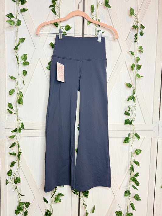 Lululemon Groove Crop *SIZE 2