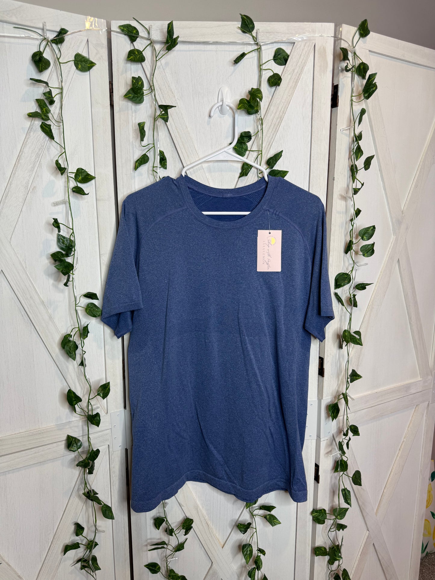 Men’s metal vent short sleeve * SIZE L