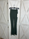 align v-waist mini-flare pant