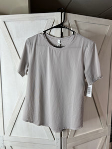 Lululemon tee