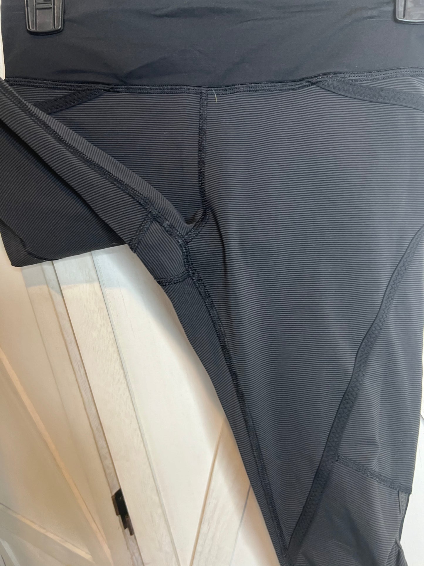 Lululemon leggings 17” *SIZE 4