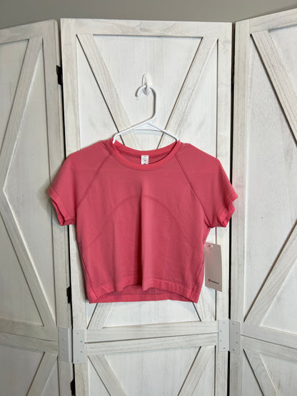 Swiftly tech cropped short sleeve 2.0 * SIZE 12