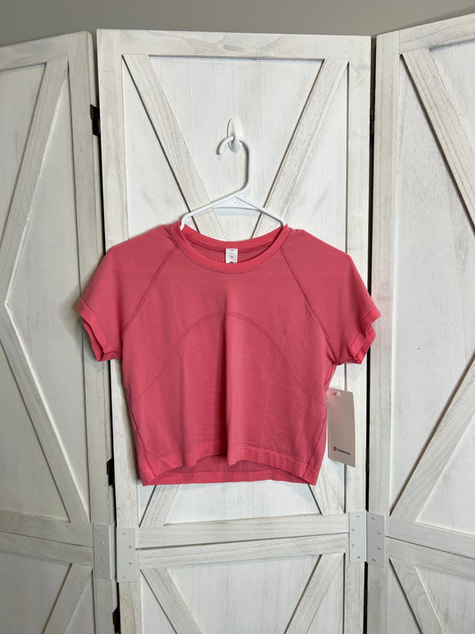 Swiftly tech cropped short sleeve 2.0 * SIZE 12