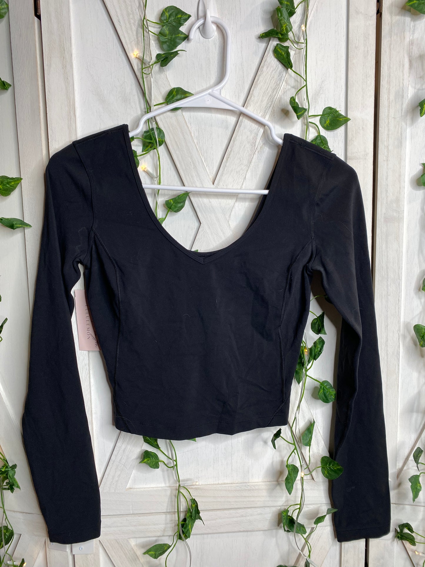 Align long sleeve *SIZE 4