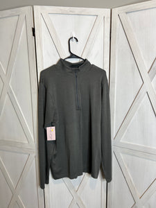 metal vent long sleeve quarter zip