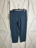 tapered-leg mid-rise 7/8 pant* Luxtreme