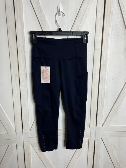 Fast and Free 19” (minor pilling) *SIZE 4