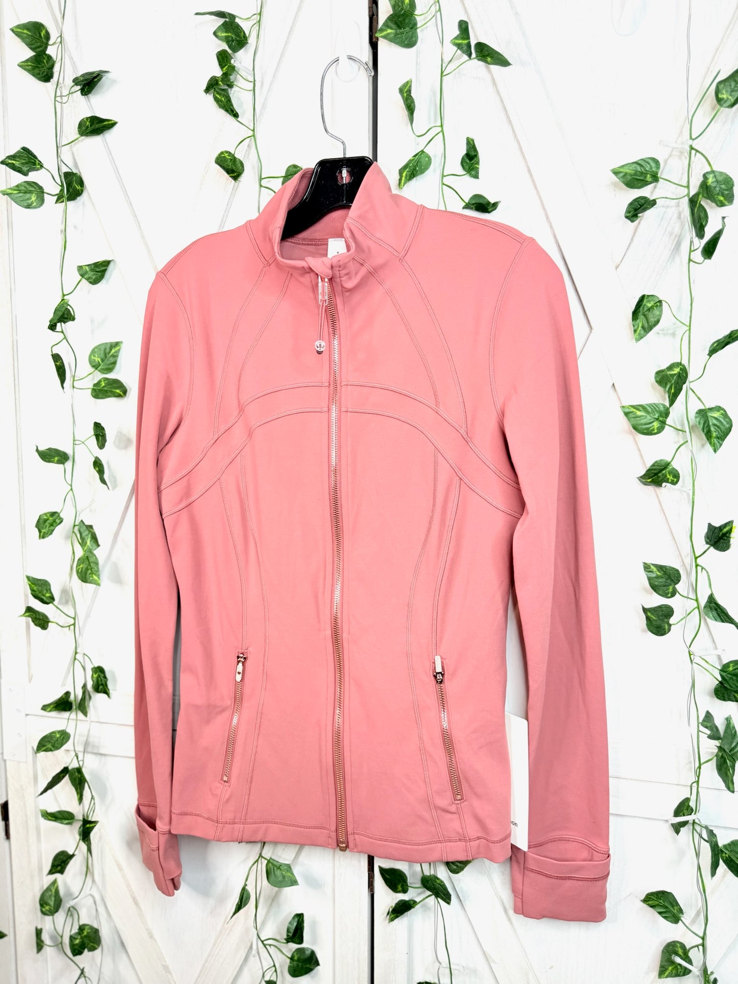 Define Jacket *Nulu*Size 2 •4 • 8 • 12(cropped/hoodie)