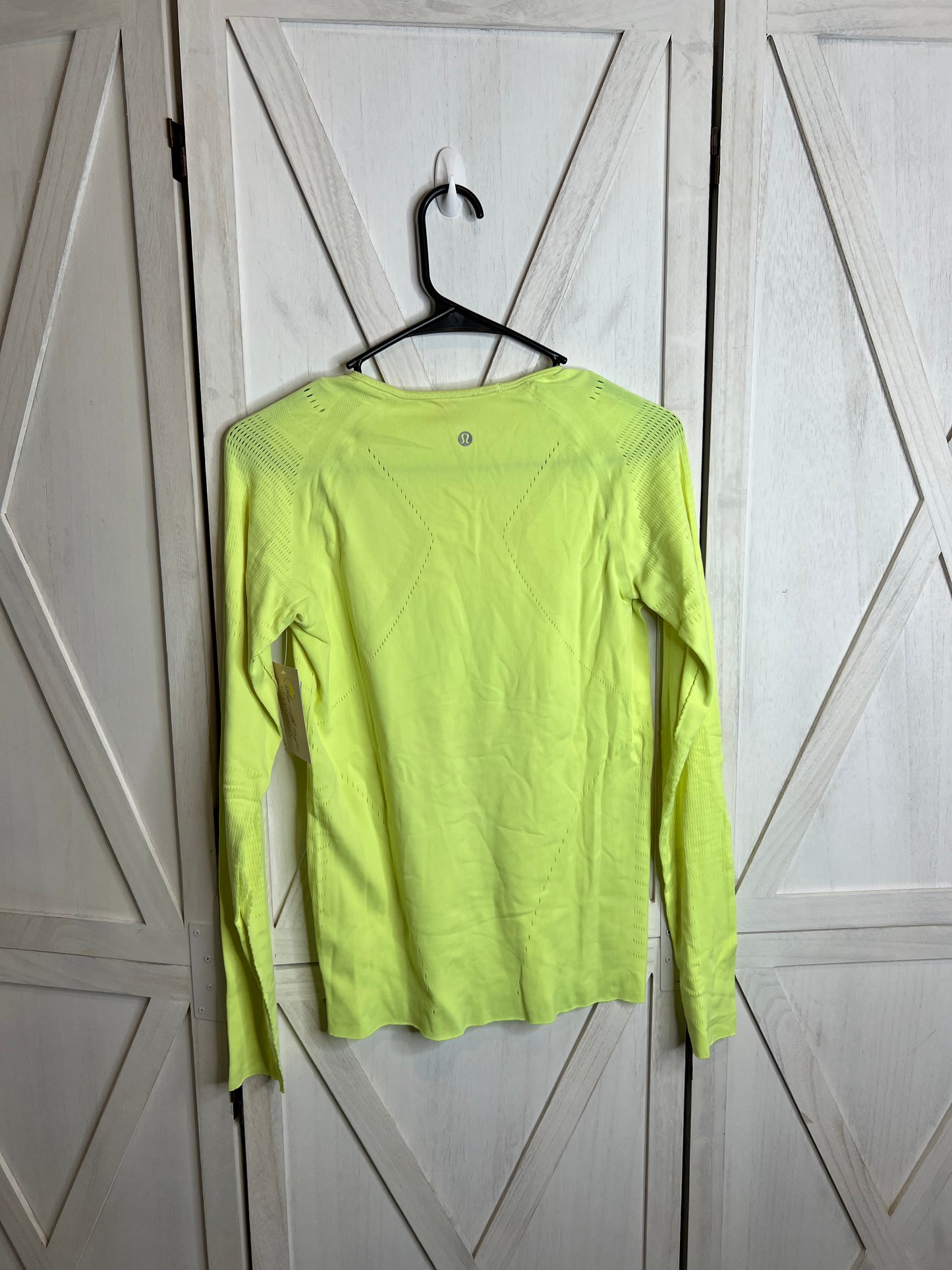 Lululemon long sleeve *SIZE 4