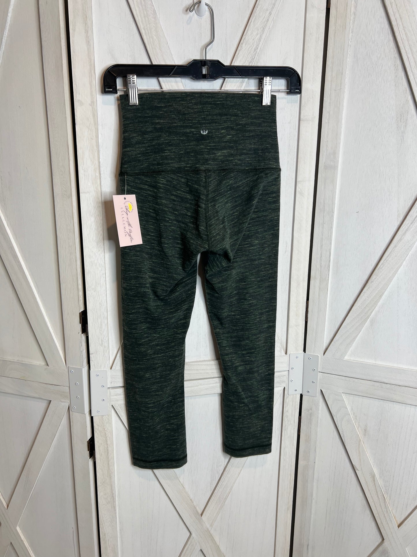 Lululemon leggings cropped 21” *SIZE 4
