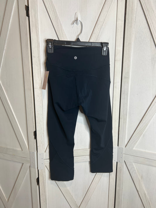 In Movement Crop *check seams *SIZE 6