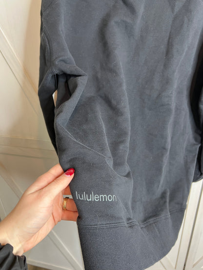 Lululemon pullover *SIZE 6