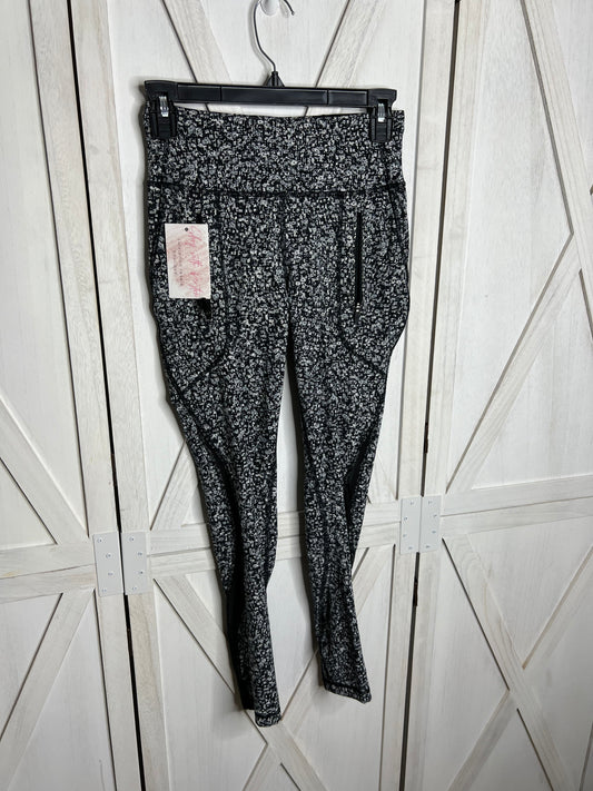 Lululemon Invigorate 7/8 Tight *SIZE 4