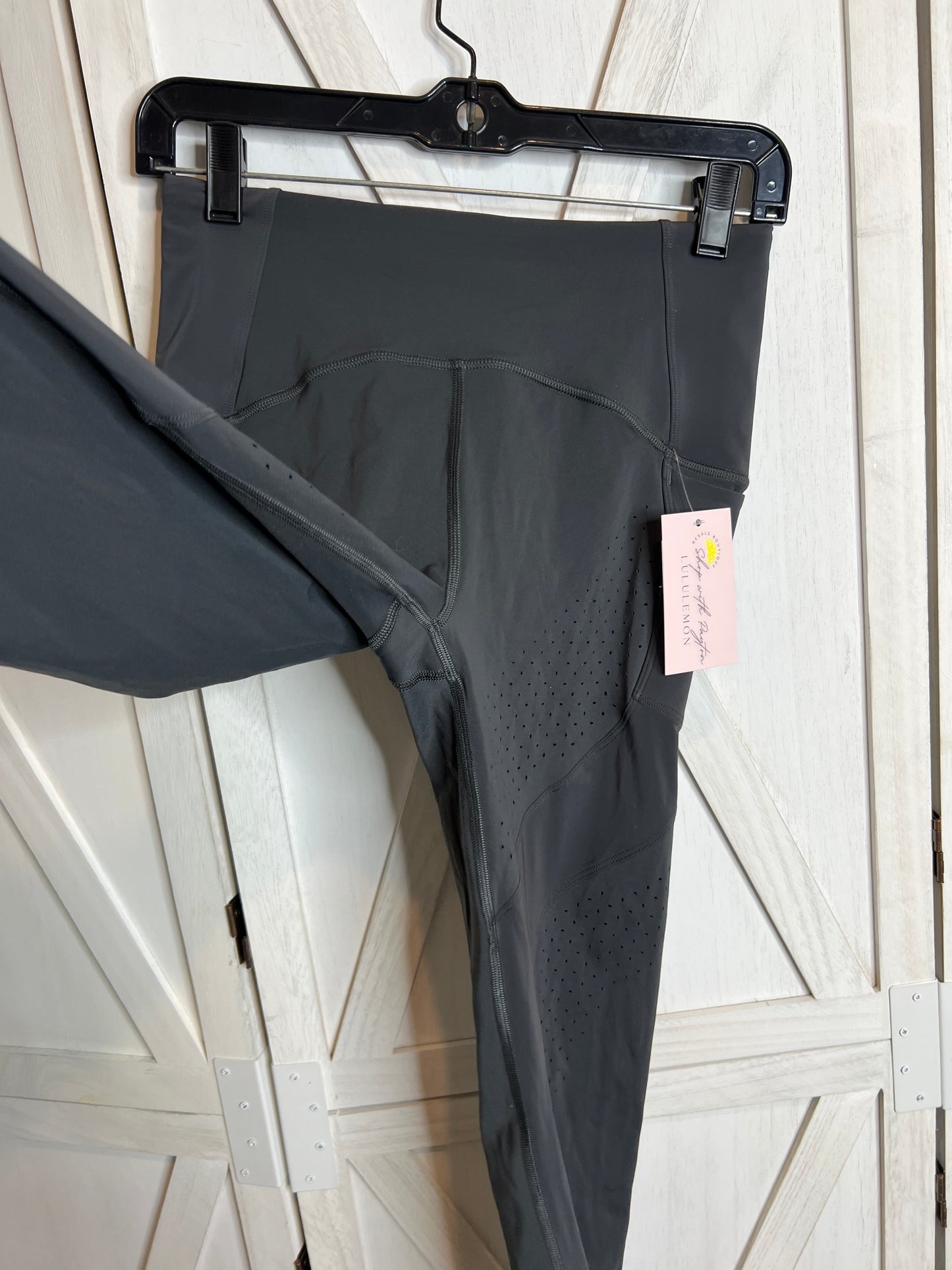 Uncovered Strength High-Rise Crop 23" *SIZE 6