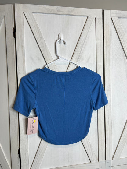 Hold tight cropped T-shirt *SIZE 4