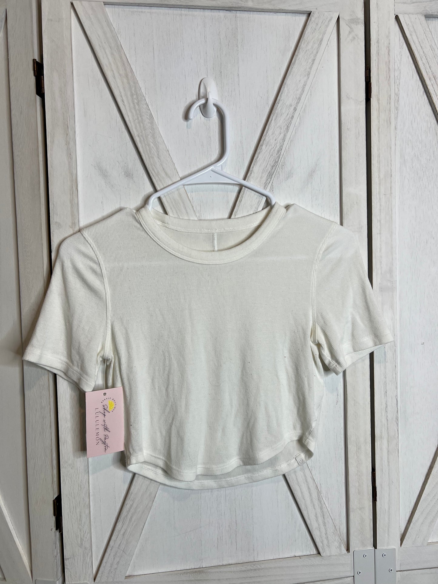 Hold Tight Cropped Short Sleeve *SIZE 4