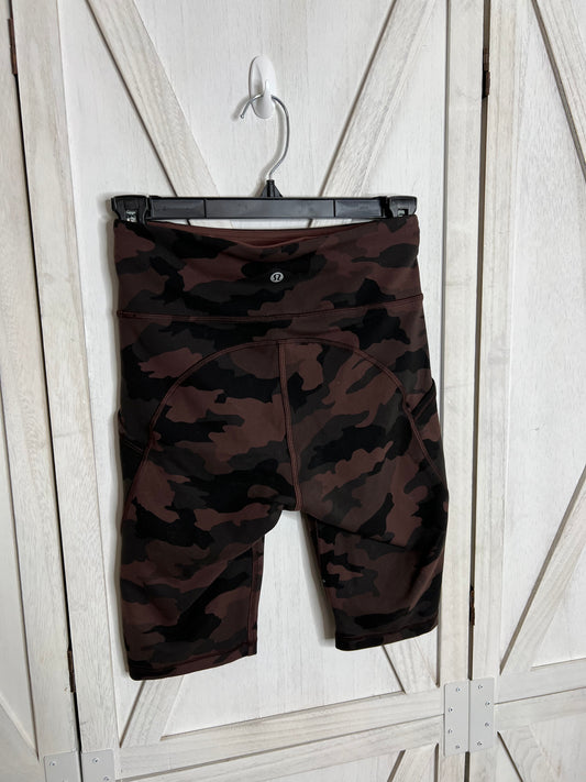 Invigorate High-Rise Short 10" *SIZE 4
