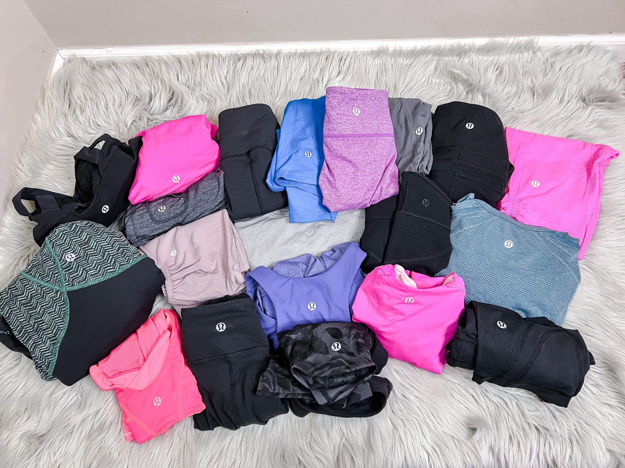 Lululemon bundle – Shop with Payton