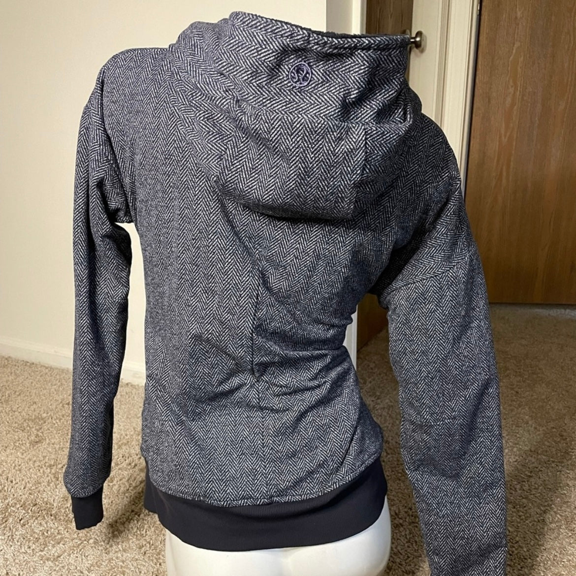 Lululemon scuba hoodie – Shop with Payton